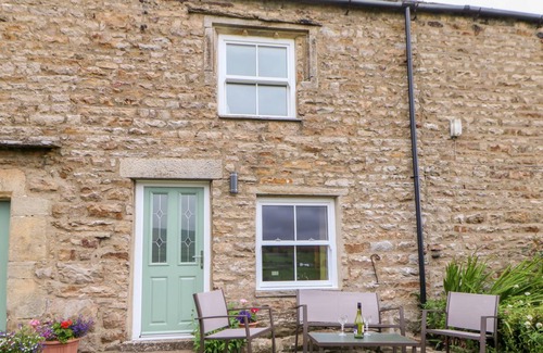 Feetham Cottage | Cabin ∙ 2 bedrooms ∙ 4 guests