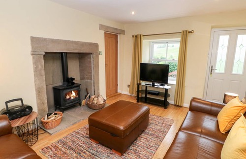 Feetham Cottage | Cabin ∙ 2 bedrooms ∙ 4 guests