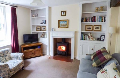 Potter Brompton Cottage | Cabin ∙ 2 bedrooms ∙ 4 guests