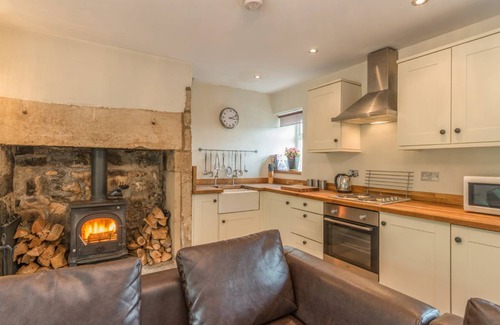 Thropton Cottage | Cabin ∙ 2 bedrooms ∙ 4 guests