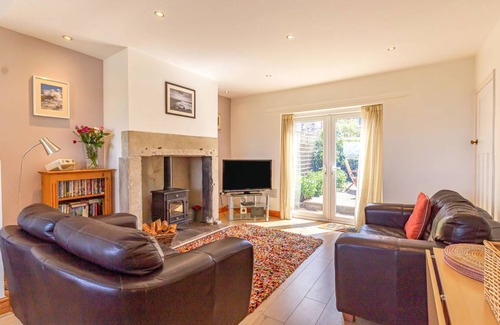 Amble Cottage | Cabin ∙ 2 bedrooms ∙ 4 guests