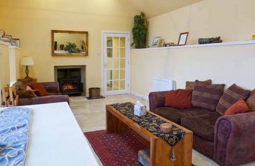 Isleornsay Cottage | Cabin ∙ 2 bedrooms ∙ 4 guests