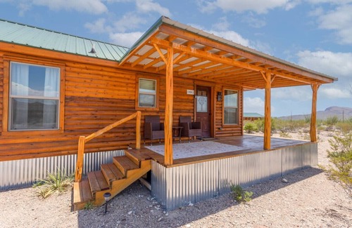 Terlingua Cabin | Cabin 3 at Widows Peak Terlingua, Big Bend
