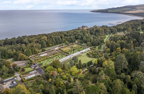 Kirkmichael Cottage | Cabin ∙ 3 bedrooms ∙ 5 guests