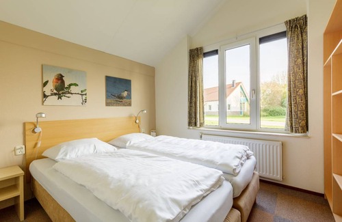 Municipality of Emmen Cottage | Cabin ∙ 3 bedrooms ∙ 6 guests