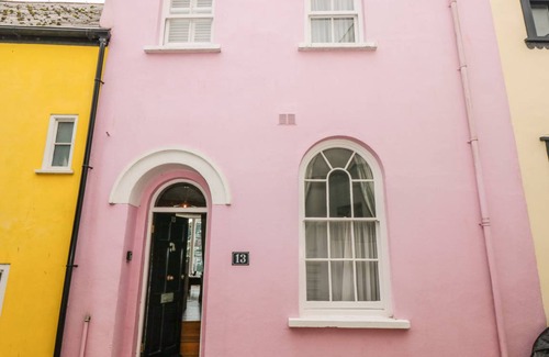 Dartmouth Cottage | Cabin ∙ 3 bedrooms ∙ 6 guests