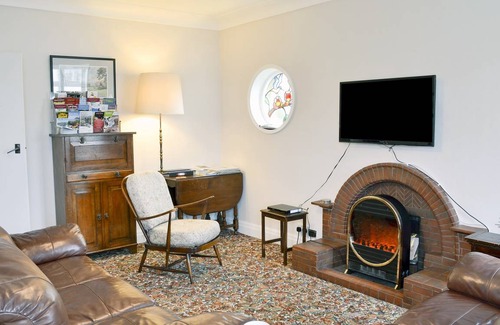 Cregneish Cottage | Cabin ∙ 3 bedrooms ∙ 6 guests