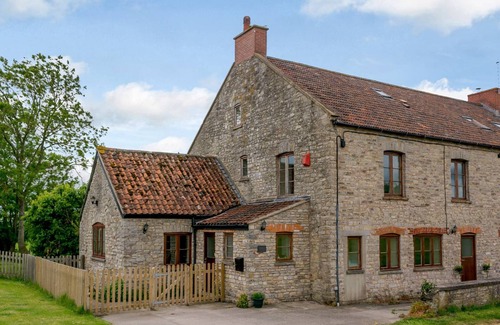 East Horrington Cottage | Cabin ∙ 4 bedrooms ∙ 8 guests