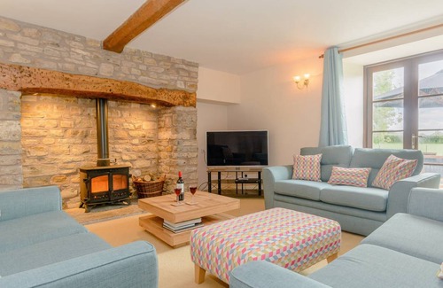 East Horrington Cottage | Cabin ∙ 4 bedrooms ∙ 8 guests