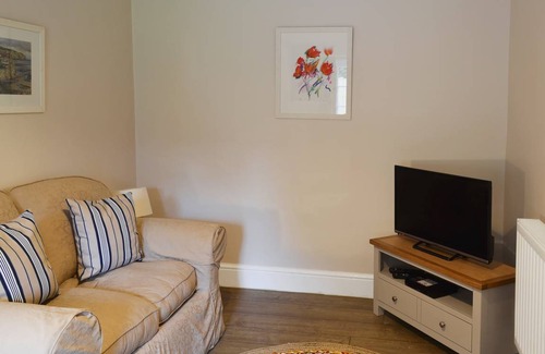 Rudston Cottage | Cabin ∙ 5 bedrooms ∙ 10 guests