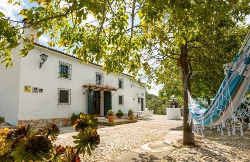 Carcabuey Cottage | Cabin ∙ 5 bedrooms ∙ 10 guests