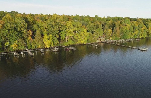 Deer River Cabin | Cabin 6 - Classic cabin with a dockside deck