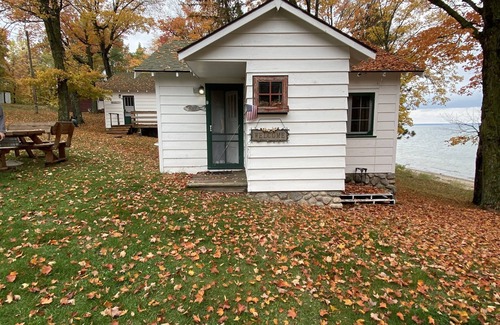 Longville Cabin | Cabin 6, Lien's Resort, Leech Lake, Fishing, Swimming, Boating