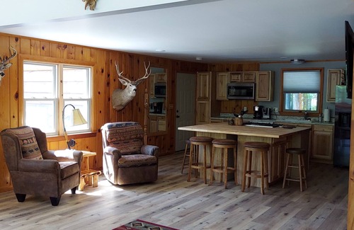 Caseville Township Cabin | Cabin by the lake