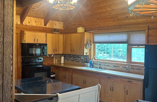 Star Valley Ranch Cabin | Cabin getaway 1-Hour from Jackson Hole, Golfing, Fishing, Palisades, Yellowstone