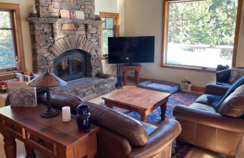 Serene Lakes House | Cabin in Soda Springs