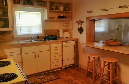 Fishtail Cabin | Cabin in the foothills of the Beartooth Mountain Range