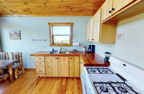 La Sal Cabin | Cabin in the Mountains by Moab Utah