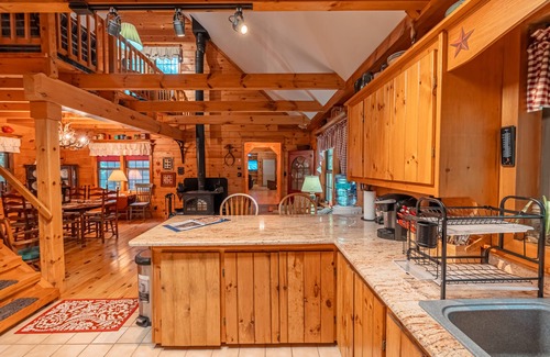 Aldenville Cabin | Cabin in the Woods