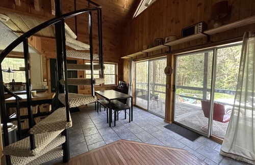 Branchport Cabin | Cabin in the woods near the Finger Lakes