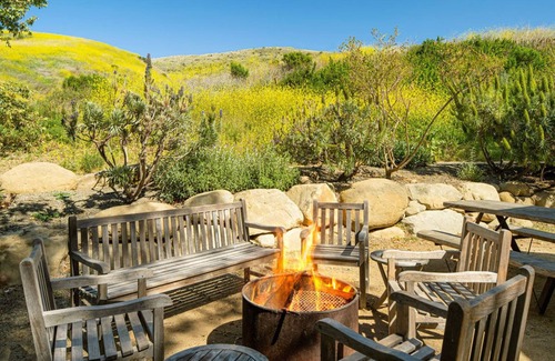 Goleta Cabin | Cabin | Loft + Firepit | No Hidden Fees