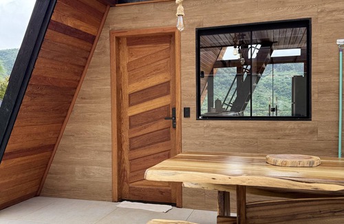 Santa Teresa Cabin | Cabin "my chalet" with Jacuzzi 8km from Santa Teresa