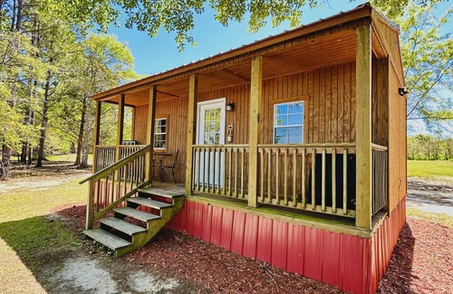 Lakewood Cabin | Cabin on 40 acres with private lake! - Heifer Hotel