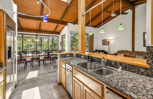 Flagstaff House | Cabin-On-The-14th-Tee: Beautiful, Pine-Shaded, Prime Location, Lrg Deck, GC View