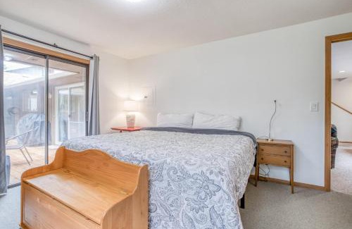 Manzanita House | Cabin on the Coast MCA 621 - Meredith Lodging
