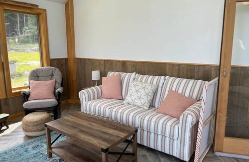 Vinalhaven House | Cabin on the Ocean-Carvers Cove