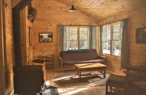 Greenville House | Cabin, Queen, Double, Twin, Private Bath