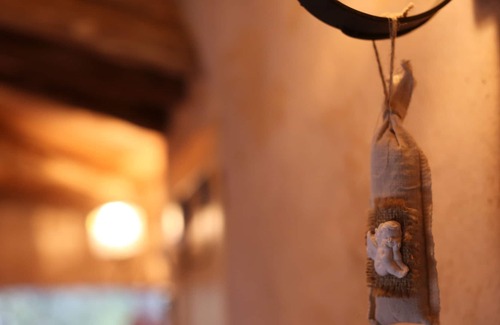 Labastide-de-Virac Cottage | Cabin "the fairy of wood" 2 pers with heated swimming pool 8 mn vallon pont d'arc