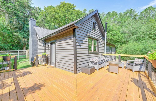 Carrollton Cabin | Cabin w/Fire Pit - 7 Mi to Downtown Carrollton!