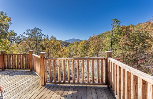 Lake Lure Cabin | Cabin w/Mtn Views, Dogs OK!