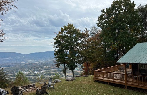 Dunlap Cabin | Cabin with beautiful mountain and valley views
