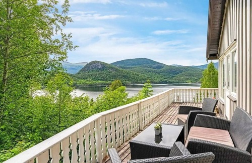 Kroderen Cabin | Cabin with breathtaking view - near Norefjell