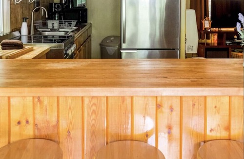 East Stroudsburg Cabin | Cabin with pool at Pocono Mountains -Shawnee/Camelback