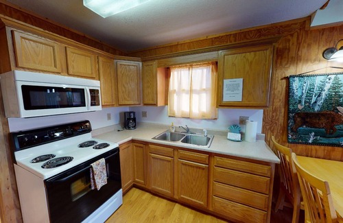 Logan Cabin | Cabins In Hocking - Retreat cabin #10