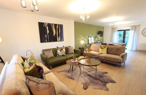 Filton Apartment | Cabot Mews Apartment 8 - Hopewell