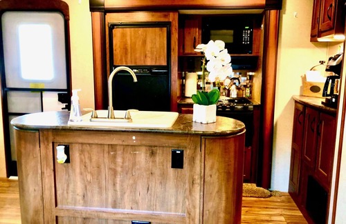 Pedernales Bend House | Cactus Camper is close to the water with lake views