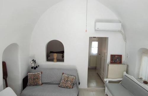 Emporio House | Cactus house Santorini