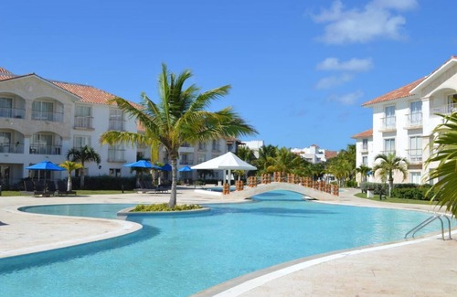Bayahibe Apartment | Cadaques Caribe Pool Beach Water Park Restaurant