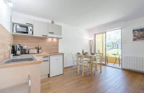 Cote d'Azur- French Riviera Apartment | Caesar Domus by Interhome