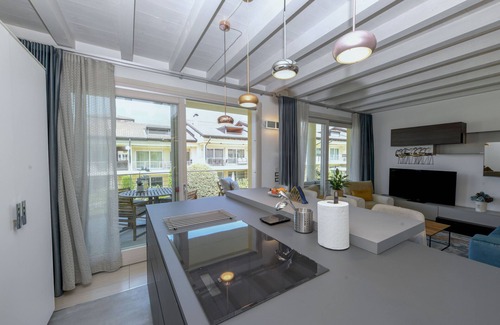 Colombare Apartment | Caesar Resort Sirmione E12