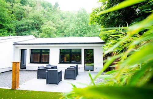 Houffalize Hotel | Café Coureur Houffalize