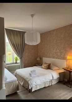 Ronneby House | Café Mandeltårtan B&B VillaFloraViola