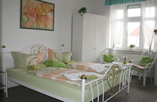 Tangermuende House | Cafe & Pension JL