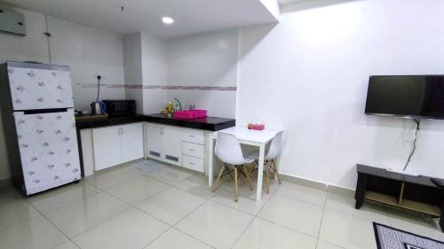 Kampung Telaga Nibong Apartment | Cahaya Qaira Homestay @ D'Perdana Kota Bharu