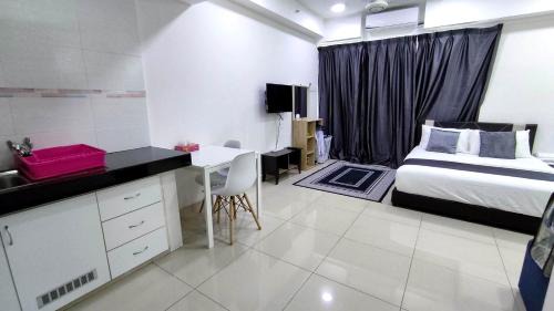 Kampung Telaga Nibong Apartment | Cahaya Qaira Homestay @ D'Perdana Kota Bharu