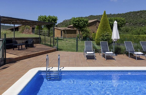 Sagas Cottage | Cal Colom, rural house one hour and a quarter from Barcelona